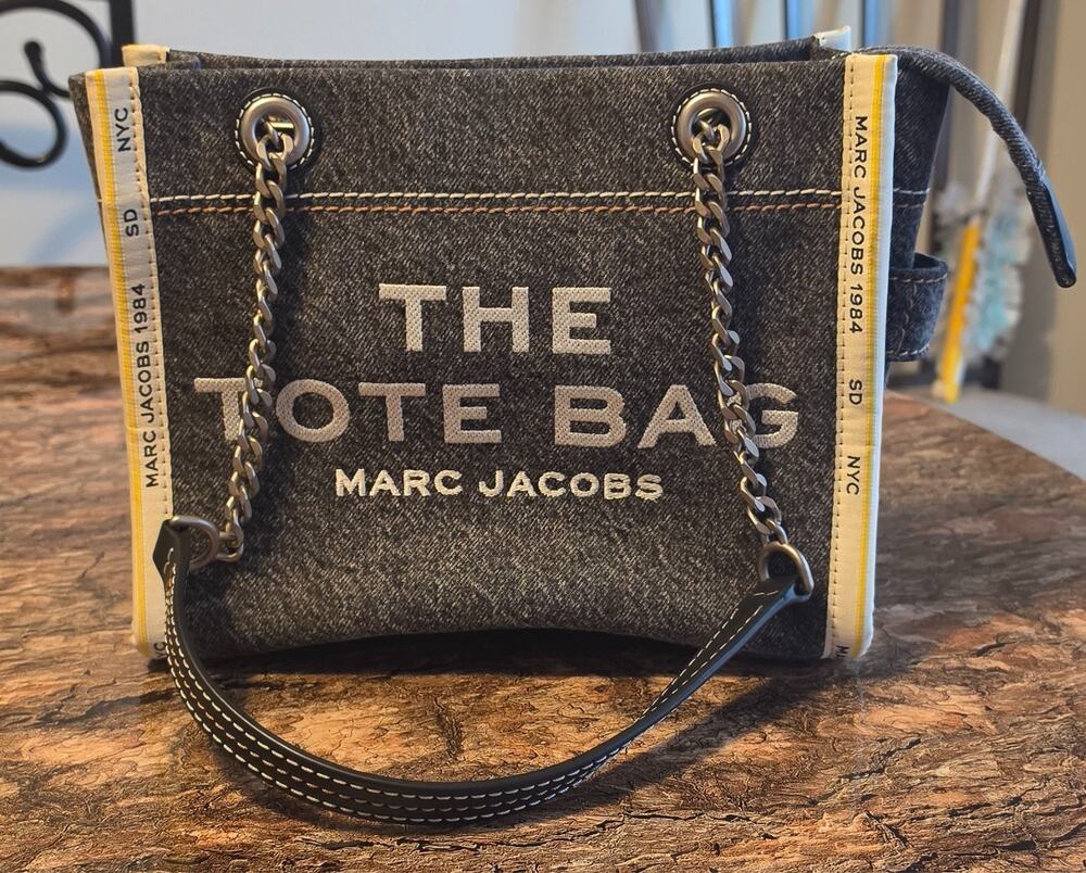 Marc Jacobs The Denim Chain Small Tote Bag 2F4HTT029H05 Black Wash